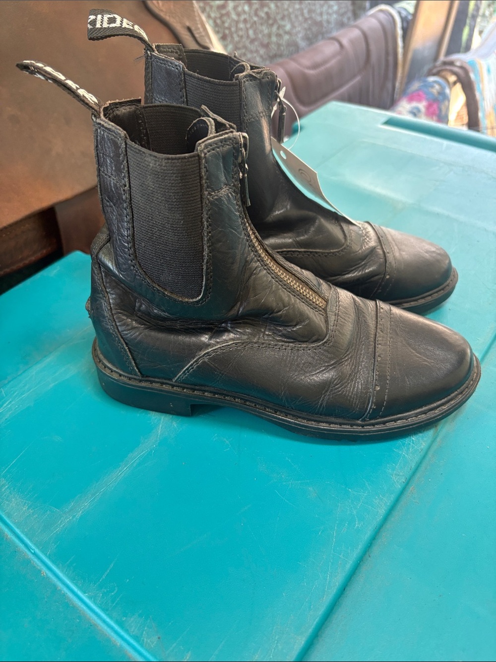 Tuffrider baroque children’s paddock boots size 3